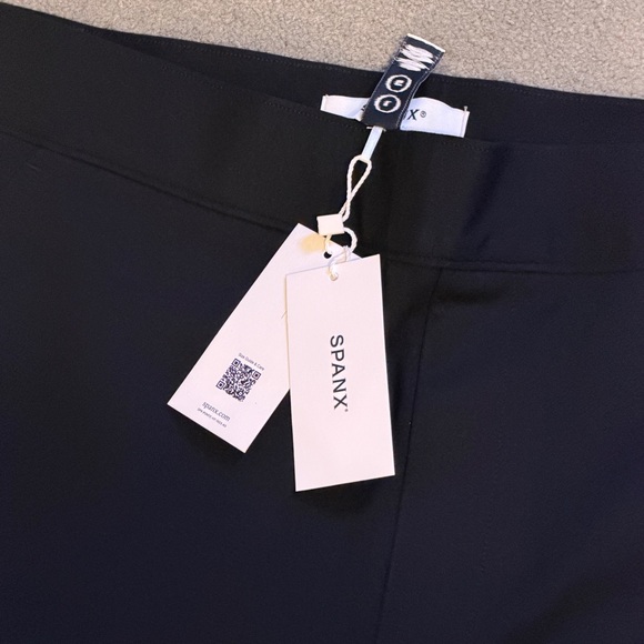 NWT- Spanx Perfect Ponte Smoothing Stretch Twill Wide Leg Dress Pant - Black - L - Picture 5 of 8